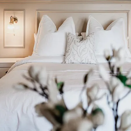The Yorkshire Unicorn Hotel