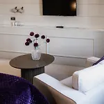 The Yorkshire Unicorn Hotel