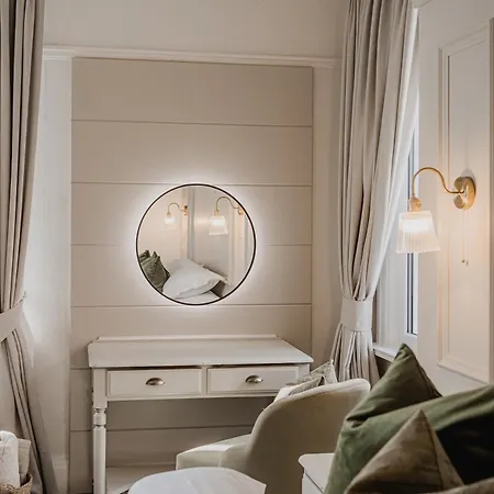 The Yorkshire Unicorn *