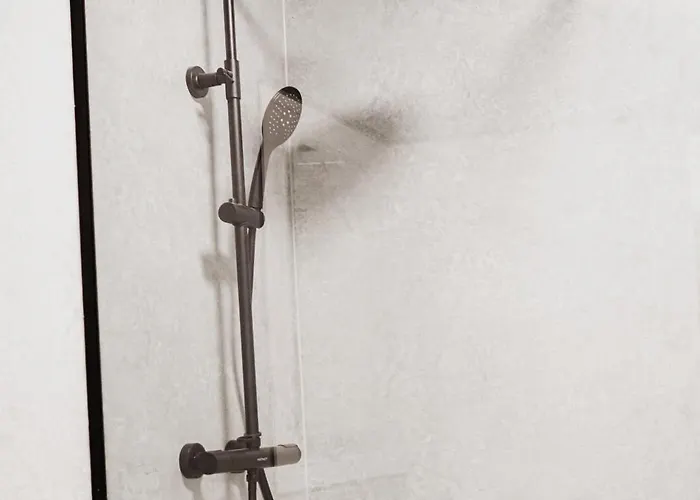 The Yorkshire Unicorn Hotel *