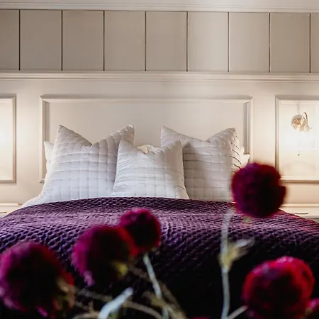 The Yorkshire Unicorn *